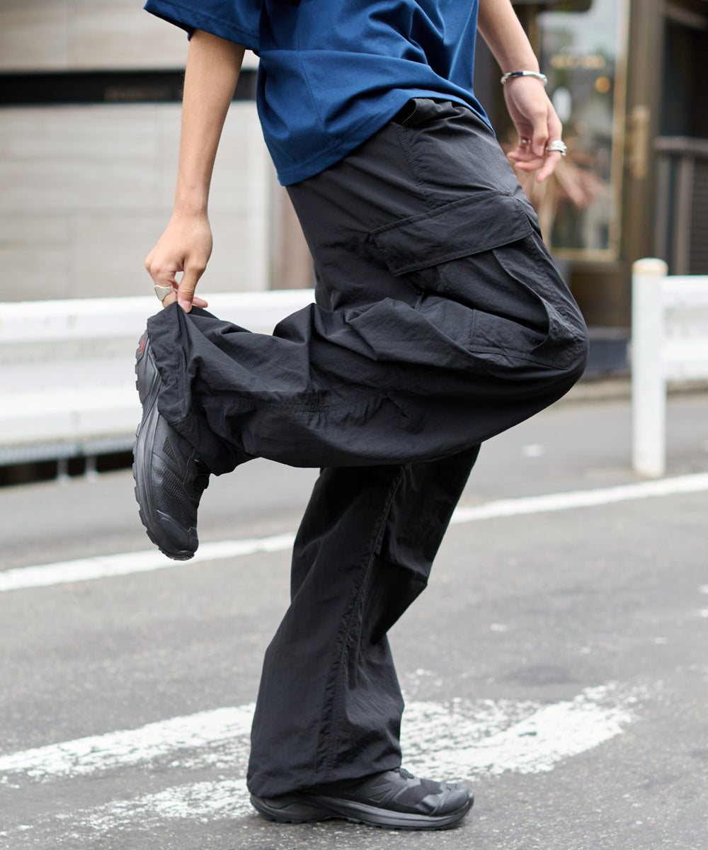 ブラック モデル：178cm L着用