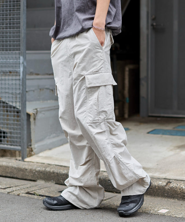 Lグレー モデル：178cm L着用