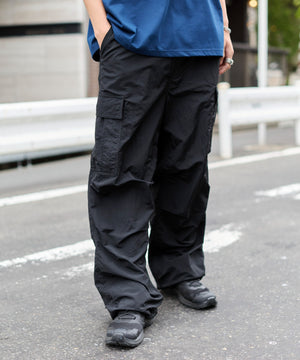 ブラック モデル：178cm L着用