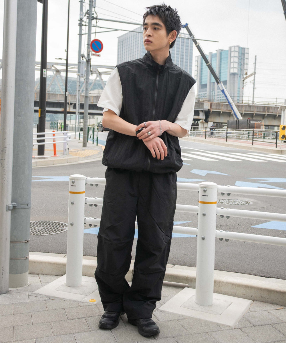 ブラック モデル：180cm L着用