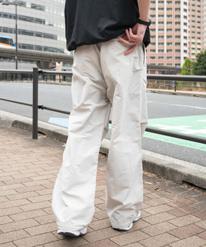 Lグレー モデル：180cm L着用