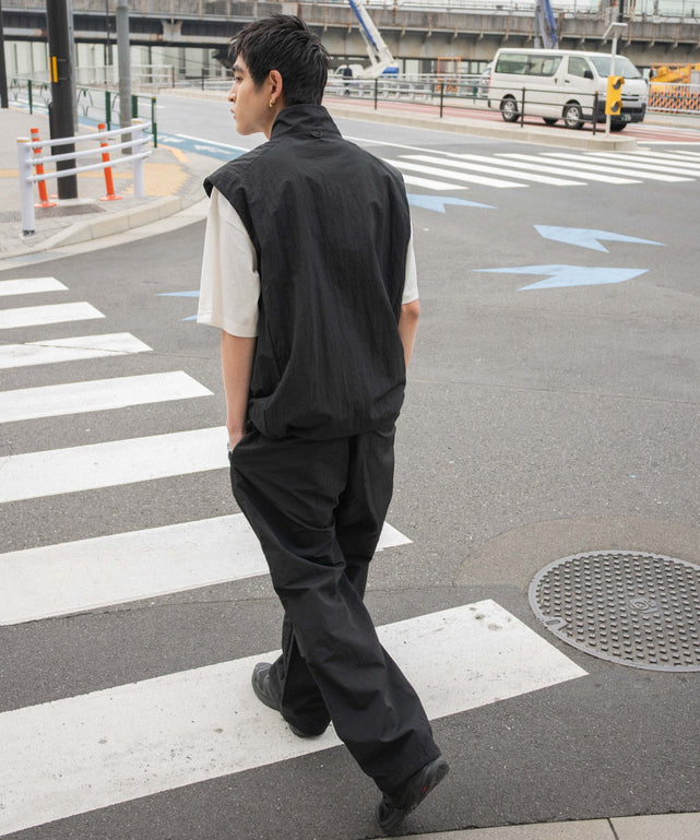 ブラック モデル：180cm L着用