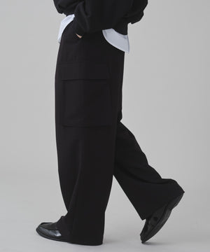 ブラック モデル：178cm L着用