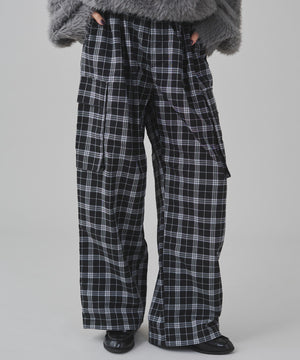 ブラックチェック 162cm S着用