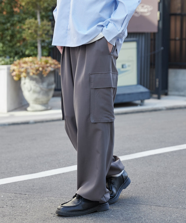 Dグレー モデル：180cm L着用