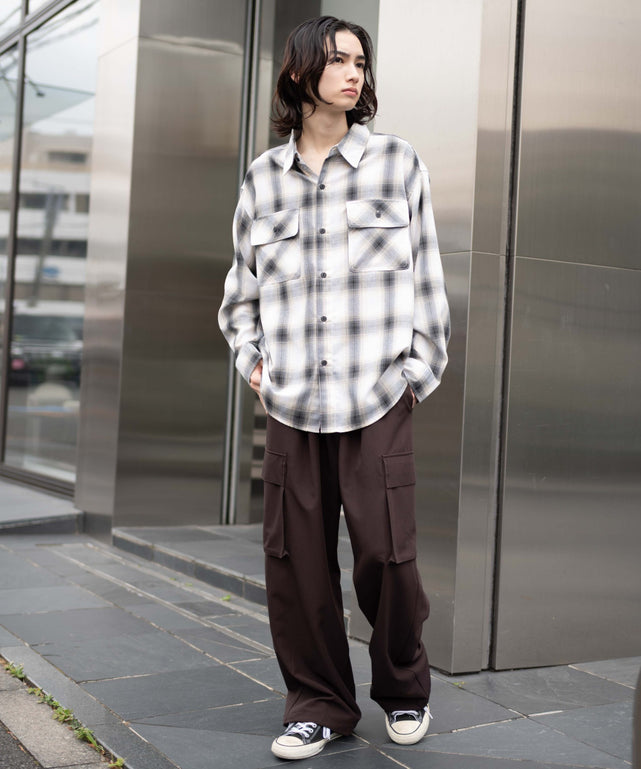 ブラウン モデル：175cm L着用