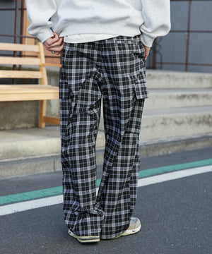 ブラックチェック モデル：180cm L着用