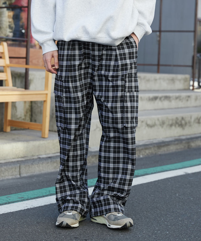 ブラックチェック モデル：180cm L着用