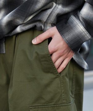 イージーワイドカーゴパンツ