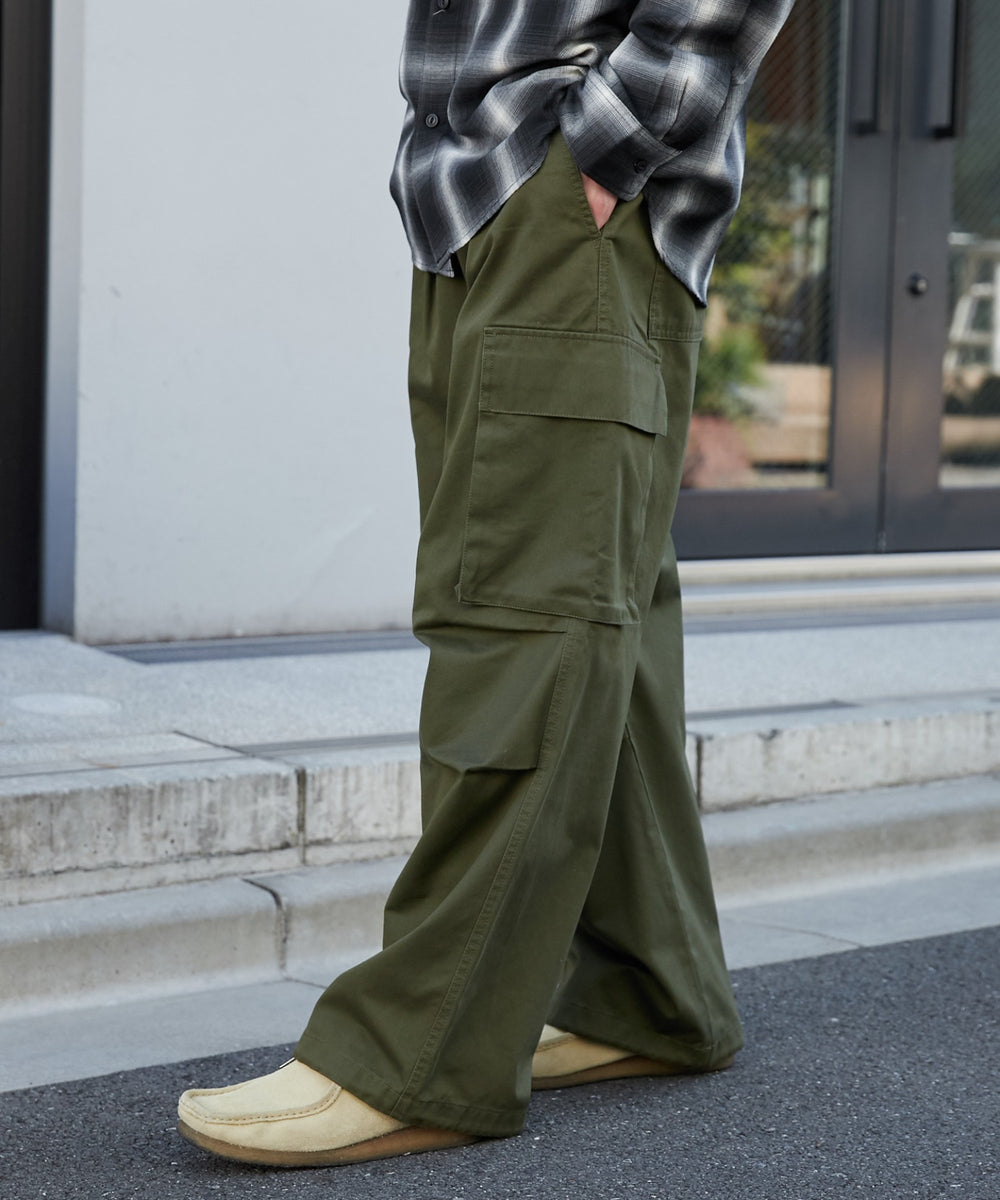 カーキ モデル：180cm L着用