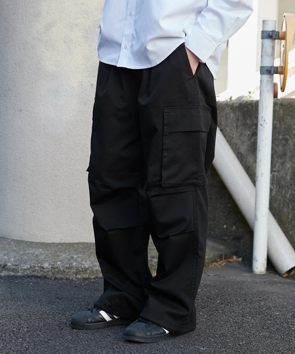 ブラック モデル：180cm L着用