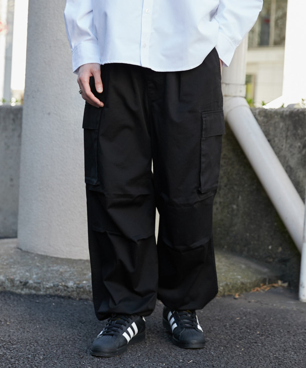 ブラック モデル：180cm L着用