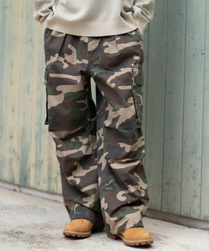 柄1 モデル：180cm L着用