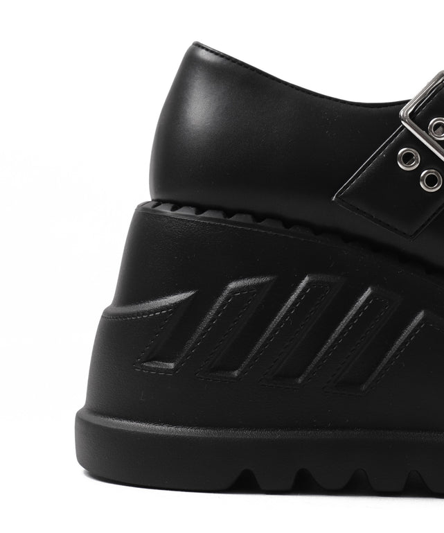 厚底ハトメワンストラップシューズ