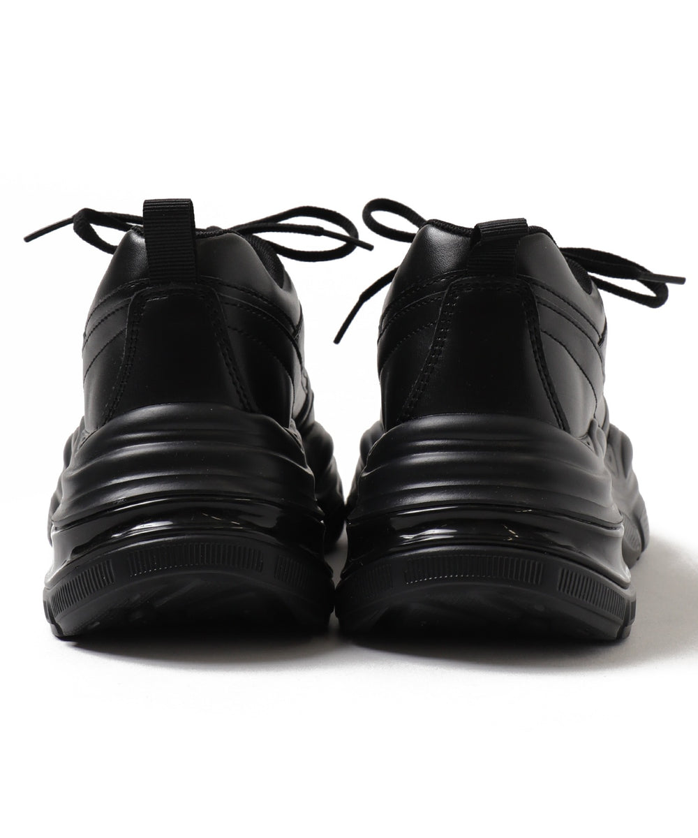 クリアライトソールスニーカー