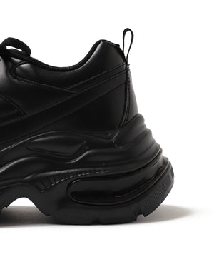 クリアライトソールスニーカー