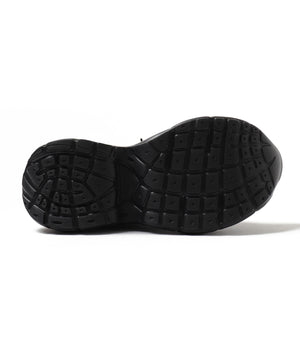 クリアライトソールスニーカー