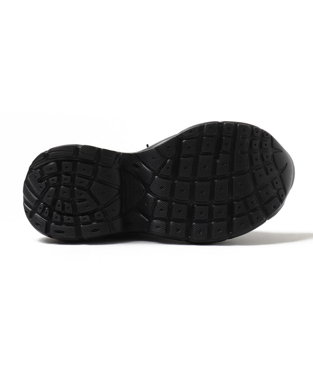 クリアライトソールスニーカー