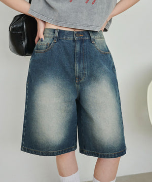 デニム中濃(インディゴ中濃)　モデル:155cm M着用