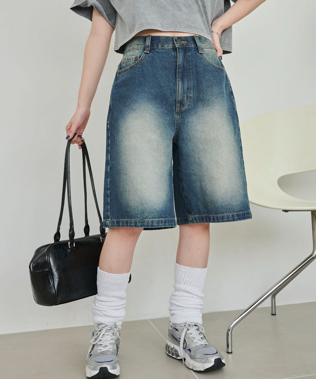 デニム中濃(インディゴ中濃)　モデル:155cm M着用