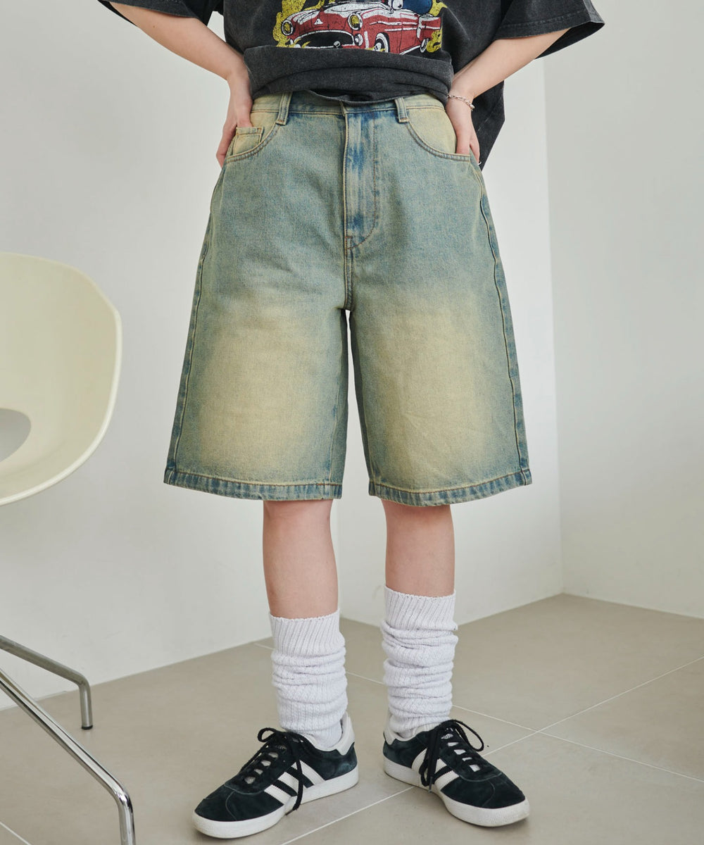 デニム淡加工(インディゴ淡オーバーダイ)　モデル:155cm M着用