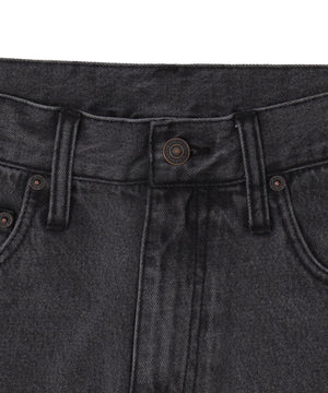 スプレーペイントストレートデニムパンツ