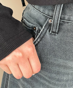 サイドカットデニムストレートパンツ