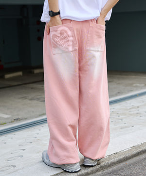 ピンク モデル：178cm L着用