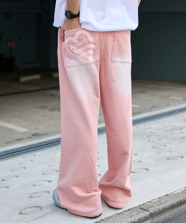 ピンク モデル：178cm L着用