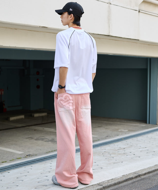 ピンク モデル：178cm L着用