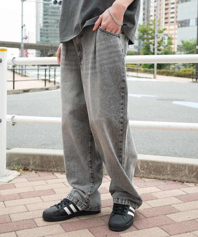 グレー モデル：180cm L着用