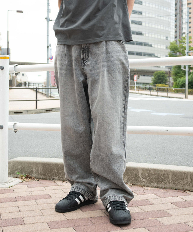 グレー モデル：180cm L着用