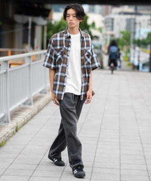 ブラック モデル：178cm L着用