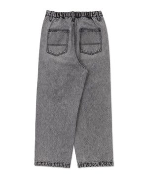 ルーズテーパードデニムパンツ