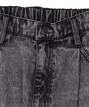 ルーズテーパードデニムパンツ