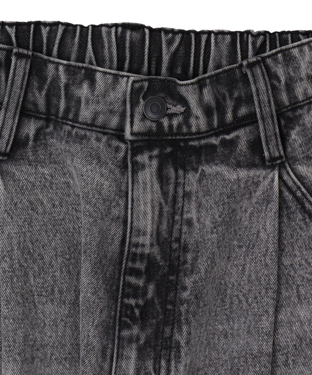 ルーズテーパードデニムパンツ