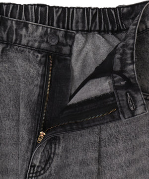 ルーズテーパードデニムパンツ