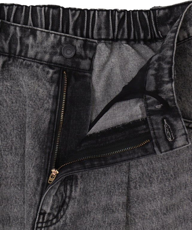 ルーズテーパードデニムパンツ