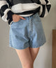 デニムショートパンツ/デニム淡 モデル：160cm M着用