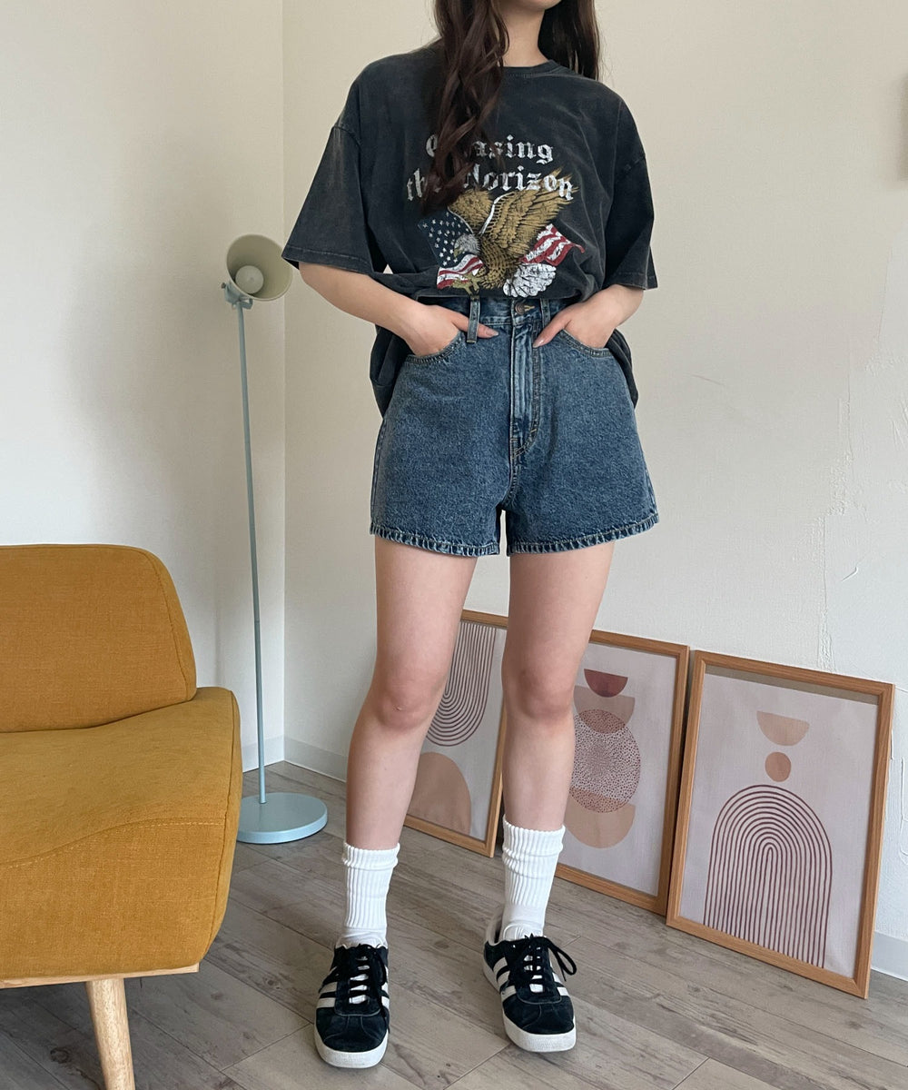 デニム中濃加工 モデル：160cm M着用