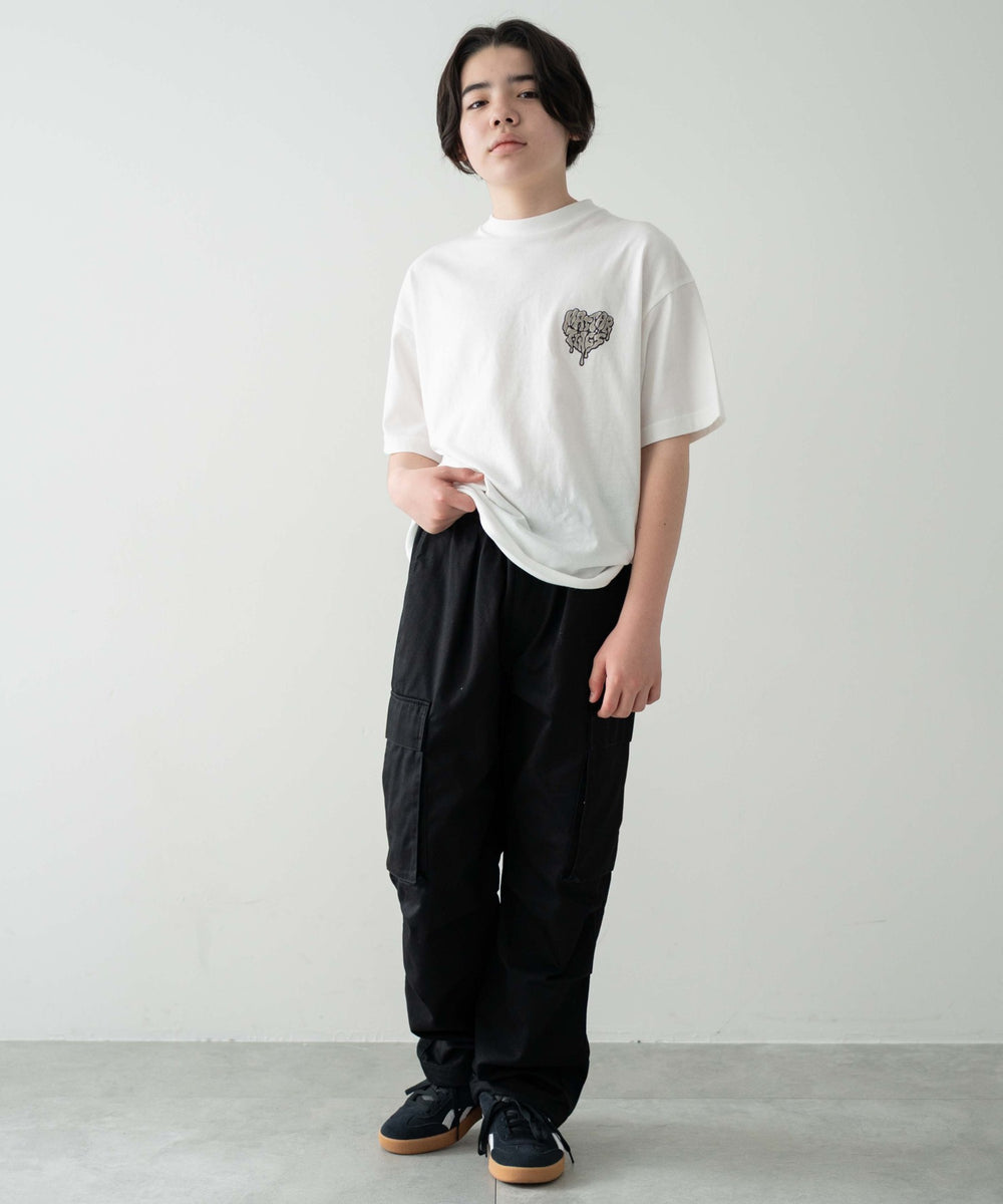 ブラック モデル：156cm M-160着用