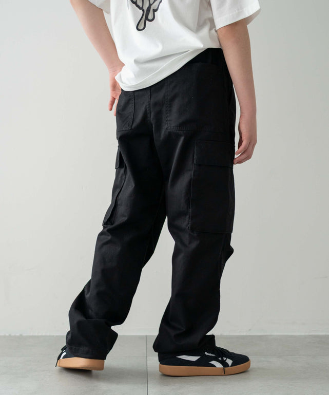 ブラック モデル：156cm M-160着用