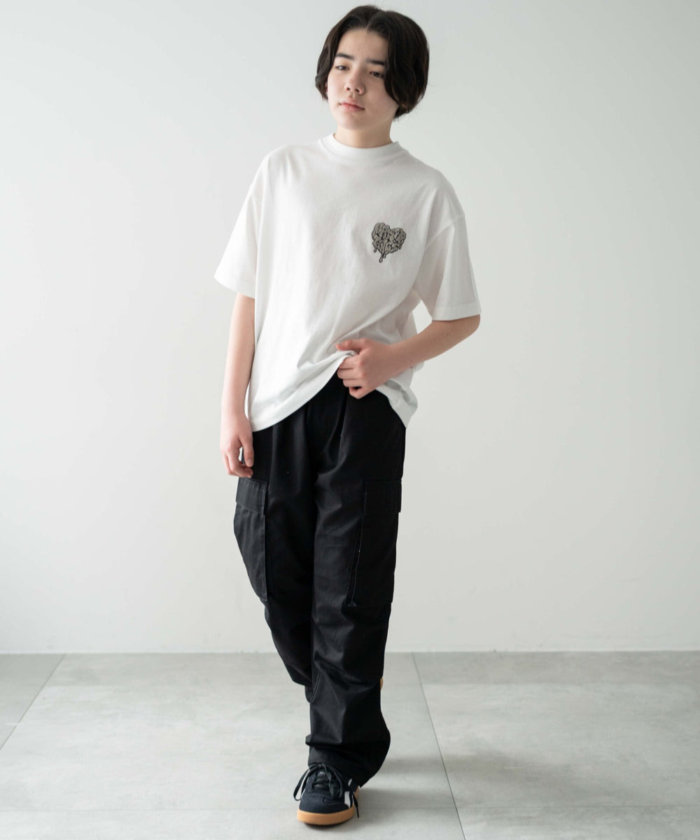 ブラック モデル：156cm M-160着用