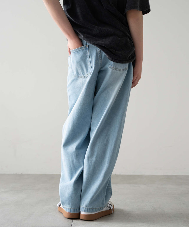 デニム淡 モデル：156cm M-160着用