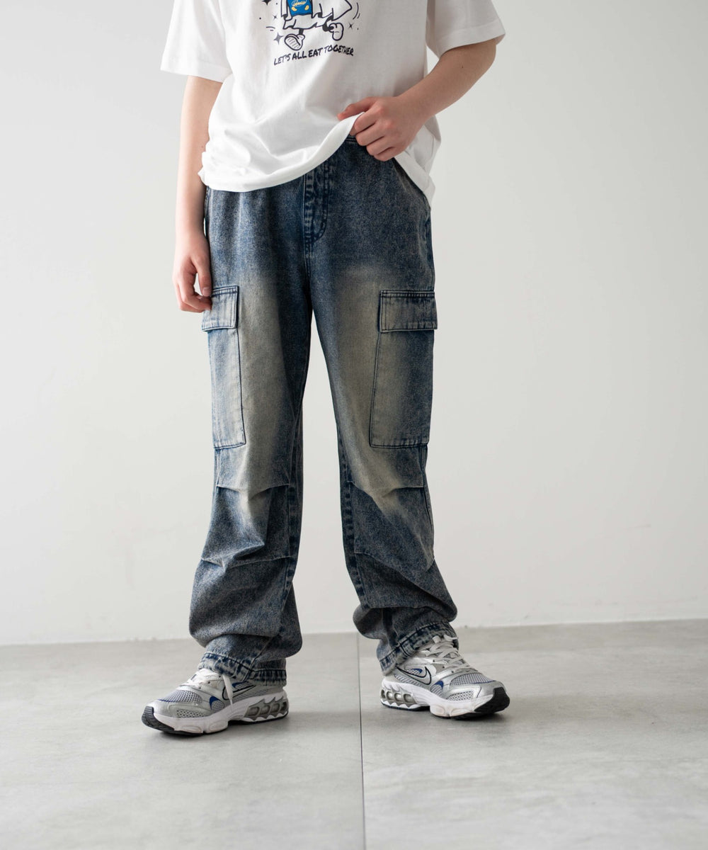 デニム中濃加工 モデル：156cm M-160 着用