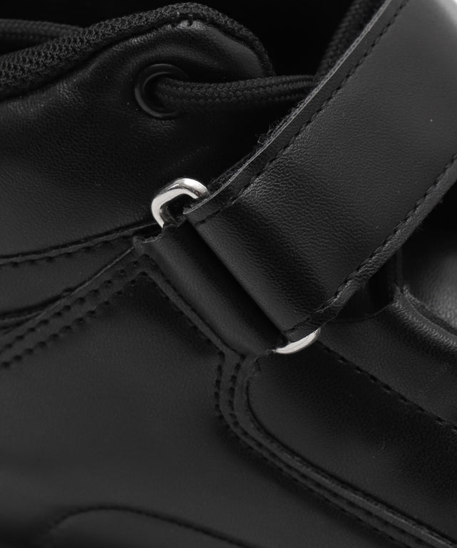 ハイカットベルト厚底スニーカー