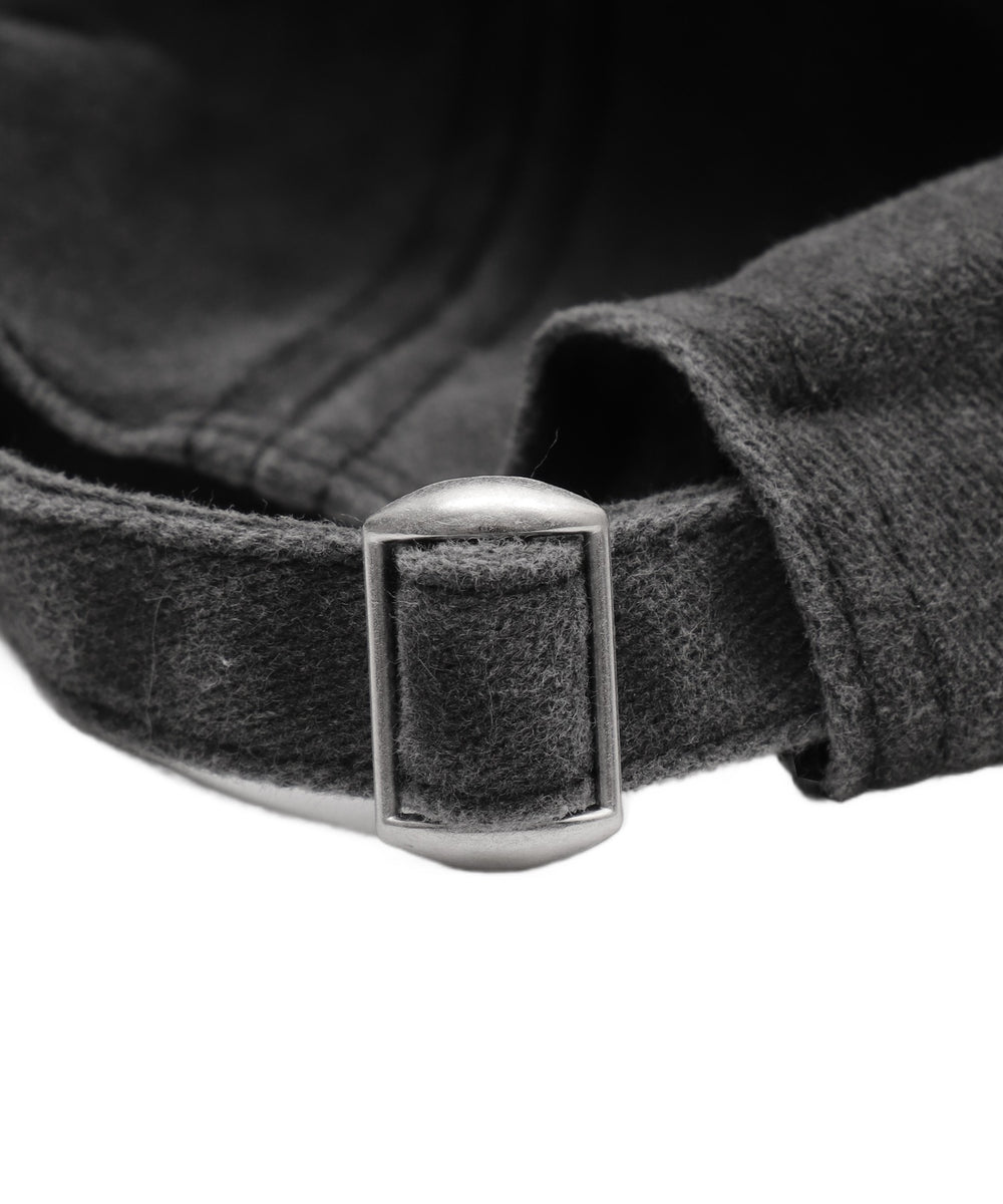 フリンジロゴピグメントキャップ