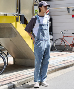 デニム淡加工 モデル：178cm M着用