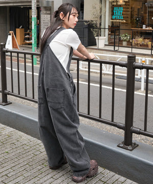 デニムブラックソノタ モデル：159cm M着用