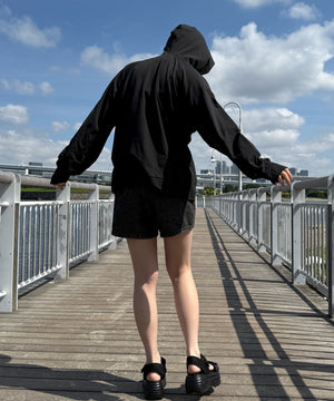 ブラック　モデル：155cm L着用